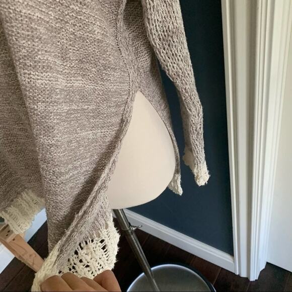 Free People- Haiku Deep side slit slouchy Sweater. S - Picture 6 of 13